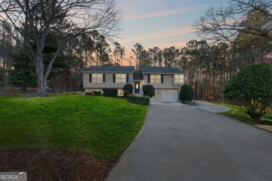 Lake Home For Sale in Woodstock, Georgia