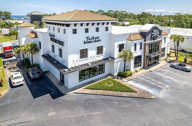 Extraordinary freestanding retail building oriented on a prime - photo 4