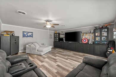 Welcome home to this beautifully updated 3-bedroom, 2-bath home - photo 28