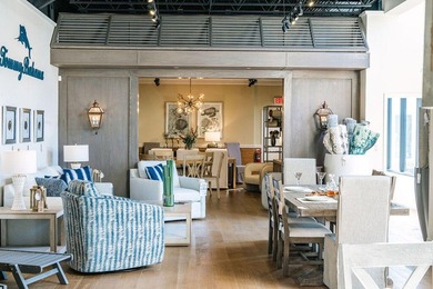 Extraordinary freestanding retail building oriented on a prime - photo 10