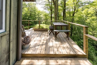 Contemporary European flair and Catskill tranquility come - photo 40