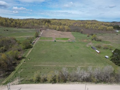 Just seven minutes from both downtown Boyne City and Boyne - photo 2