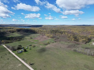 Just seven minutes from both downtown Boyne City and Boyne - photo 3