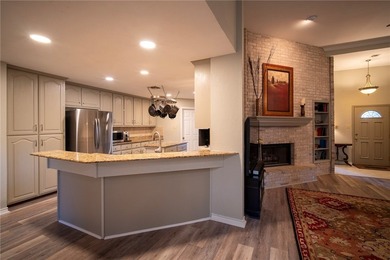 Perfectly situated in NorthShore Country Club, 308 Sea Gate - photo 9