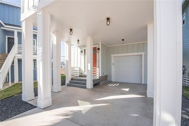 LAKEFRONT HOME IN A NICHE BEACHFRONT COMMUNITY, *DAS STRANDHAUS* - photo 4
