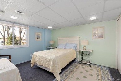 This ranch offers a layout and level of flexibility that's hard - photo 18
