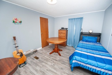 This 3 bedroom, 2 bath manufactured home is on a level .60 acre - photo 18