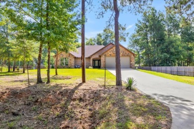 Lake Home Sale Pending in Flint, Texas