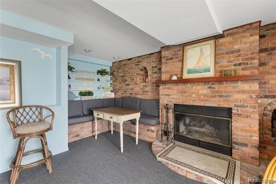 This ranch offers a layout and level of flexibility that's hard - photo 23