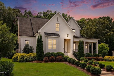 Former 2019 Parade of Homes Gold Winner, this exceptional modern - photo 8