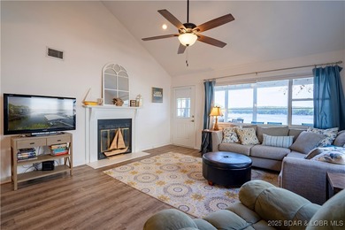 Experience the best of lakeside living in this unique property - photo 9