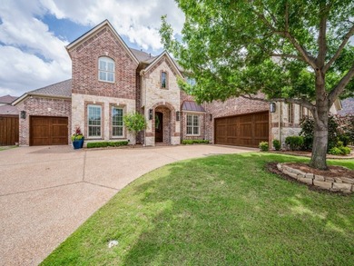 Beautifully appointed Newcastle home in sought-after Country - photo 2
