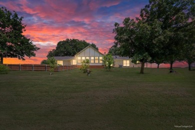 Lake Home For Sale in Hubbard, Texas