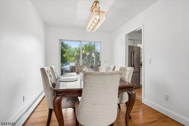 Welcome home to this beautifully maintained 3-bedroom bi-level - photo 13