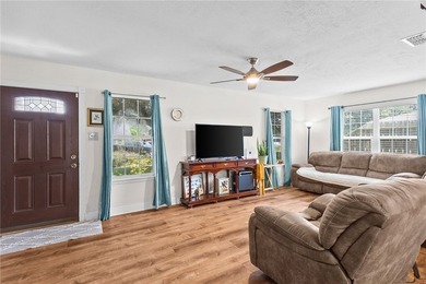 Location, charm, and versatility all in one! Nestled in the - photo 4