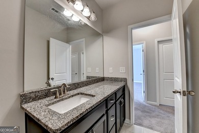 Welcome to this beautifully maintained home in a quiet - photo 37