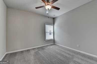 Welcome to this beautifully maintained home in a quiet - photo 38