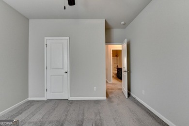 Welcome to this beautifully maintained home in a quiet - photo 46