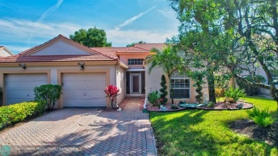 Lake Condo For Sale in Delray Beach, Florida