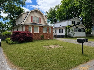 Opportunity awaits in this spacious 4-bedroom home offering a - photo 2