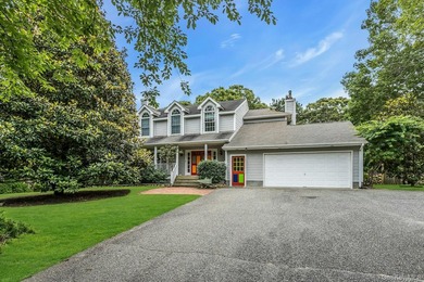 HAMPTON BAYS -- COASTAL LIVING AT ITS BEST Nestled on a private - photo 1