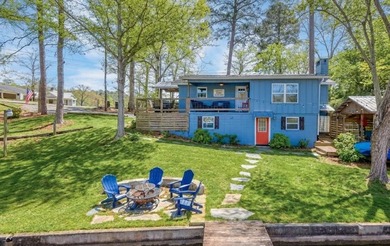 Lakefront opportunity on Lake Martin featuring a well-maintained - photo 5
