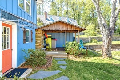 Lakefront opportunity on Lake Martin featuring a well-maintained - photo 8