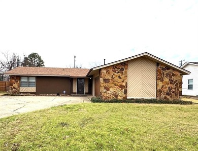 (private lake, pond, coastal) Home For Sale in Irving Texas