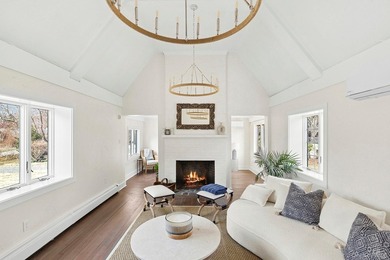 A Rare Opportunity to Own a Piece of Montauk History. Step into - photo 2
