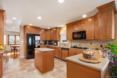 Welcome to Briarcliff! This charming Cape offers 3 Bedrooms, 2 - photo 13
