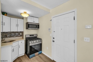 Beautifully maintained 2-bedroom, 1 full bath condo featuring - photo 14