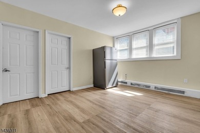 Beautifully maintained 2-bedroom, 1 full bath condo featuring - photo 17