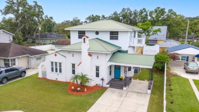 Lake Home For Sale in Lakeland, Florida