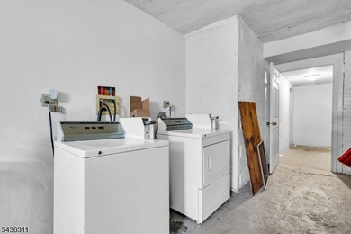 Beautifully maintained 2-bedroom, 1 full bath condo featuring - photo 24