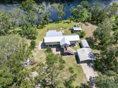 Suwannee River - Lafayette County Home For Sale in Mayo Florida