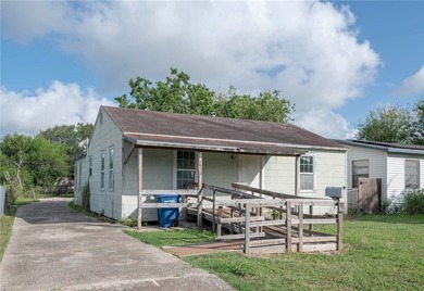 Cash buyers, bring your vision! This 1,056 sq. ft. (NCAD) - photo 1