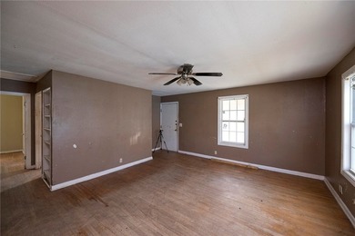Cash buyers, bring your vision! This 1,056 sq. ft. (NCAD) - photo 5