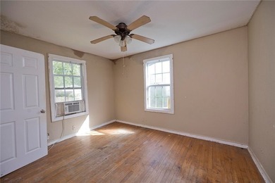 Cash buyers, bring your vision! This 1,056 sq. ft. (NCAD) - photo 7
