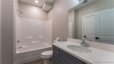 You will love this 3 bedrm/3 bath unit- All En-suites.This unit