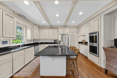 Welcome to this exceptional 5-bedroom, 3.5-bath Colonial - photo 8