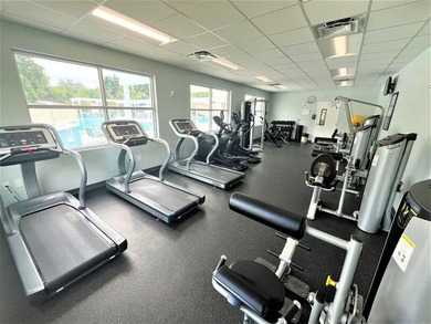 Welcome to Clover Leaf Farms a 55+ age-qualified active and - photo 19