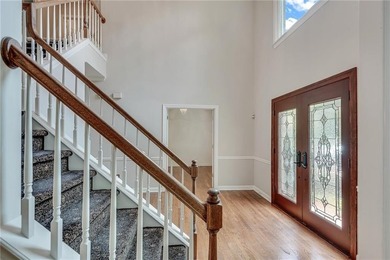 Welcome home to this beautifully maintained and newly painted - photo 7