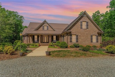 (private lake, pond, coastal) Home Active Under Contract in Lexington North Carolina