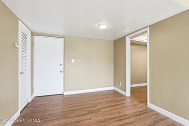 Updated and move-in ready, this spacious 3-bedroom, 2-full-bath - photo 10