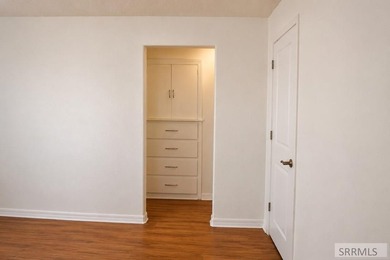 Welcome to this charming 2 bedroom, 1 bathroom home full of - photo 11