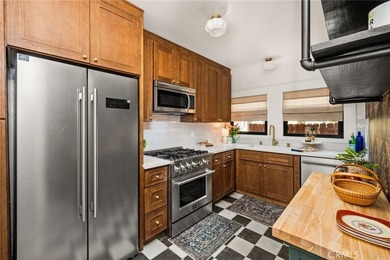 Recently updated throughout, this charming home offers 871 sq - photo 12