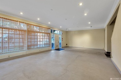 Seller says sell!Fantastic opportunity to be in a PRIME location - photo 4