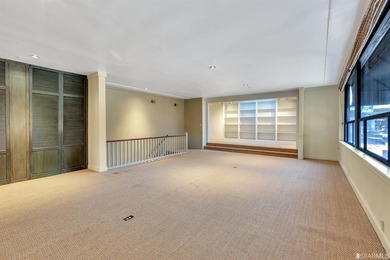 Seller says sell!Fantastic opportunity to be in a PRIME location - photo 7