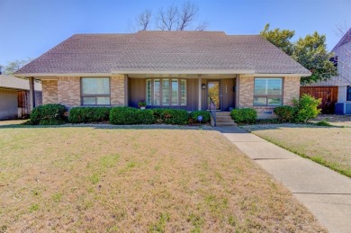 Lake Home For Sale in Dallas, Texas