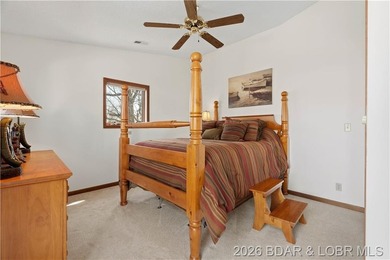 Outstanding 5-BR home (1 non-conforming) w/4 full - photo 19